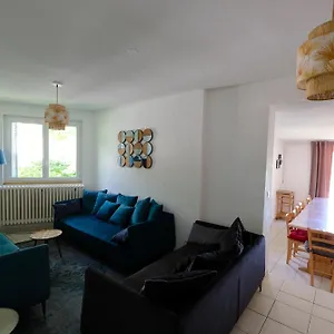  Hébergement de vacances Des Rosiers